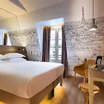 Cler Paryż